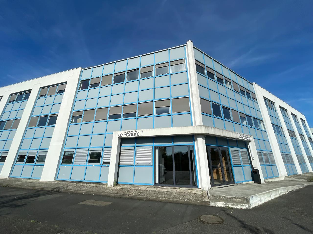Bureau Saint-Herblain 944m² Location bureau Saint-Herblain Loire-Atlantique OLBUR2309937 1